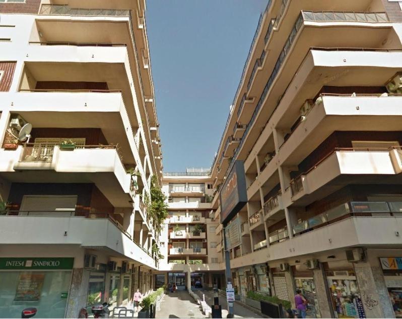 Bb Dante Bed & Breakfast Messina Bagian luar foto
