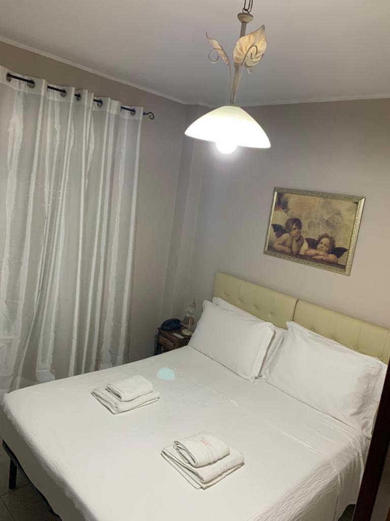 Bb Dante Bed & Breakfast Messina Bagian luar foto