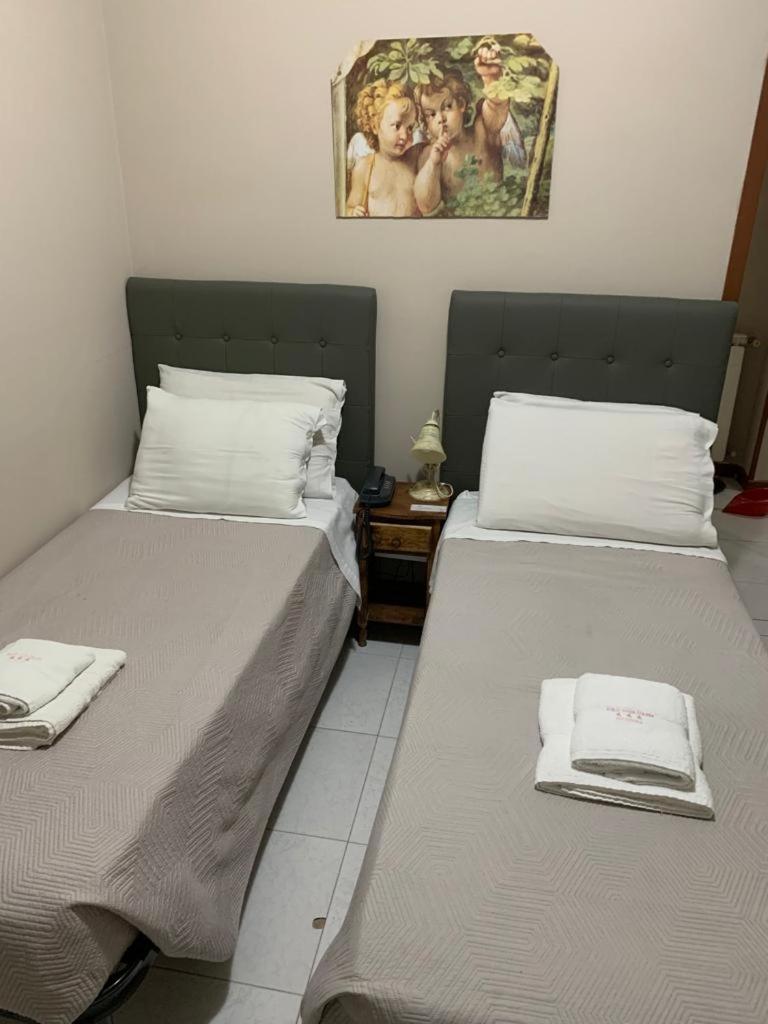 Bb Dante Bed & Breakfast Messina Bagian luar foto