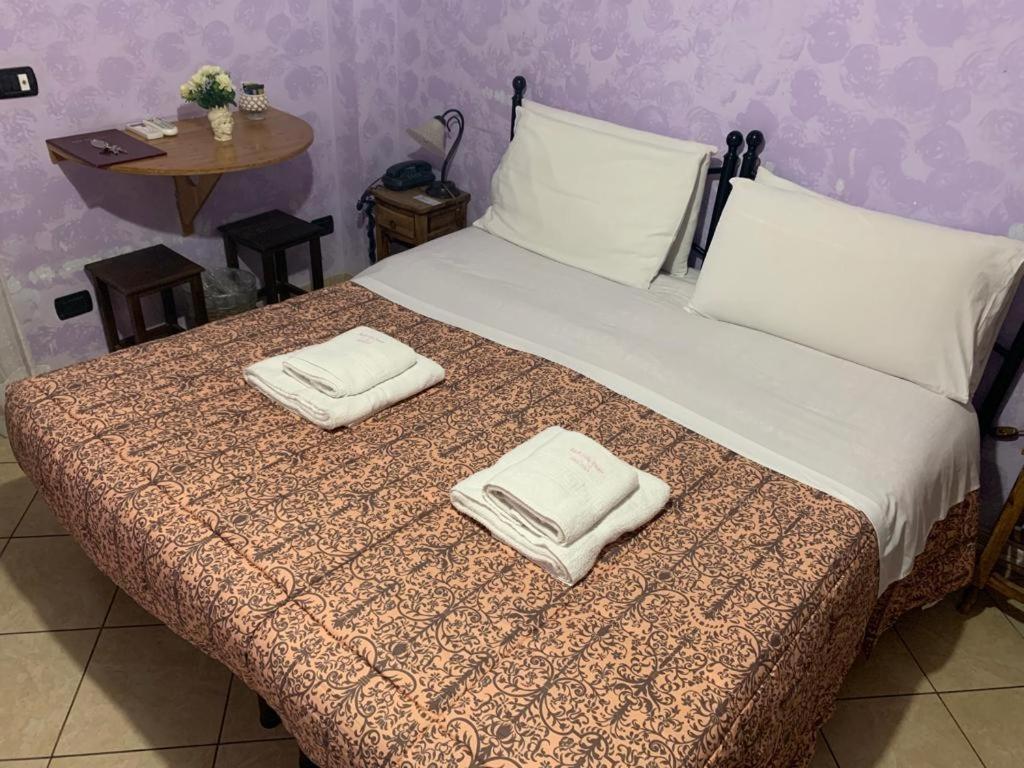 Bb Dante Bed & Breakfast Messina Bagian luar foto